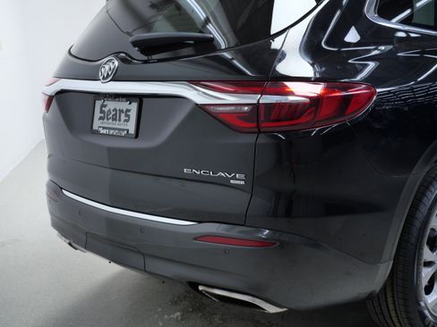 Used 2019 Buick Enclave Avenir w/ Avenir Technology Package AWD/4WD image 5