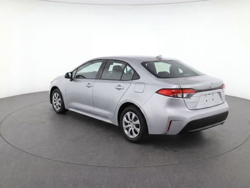 Used 2025 Toyota Corolla LE AWD/4WD image 3