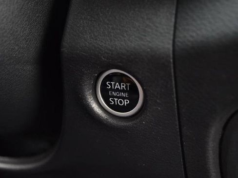 Certified 2024 Nissan Frontier SV w/ Technology Package image 21