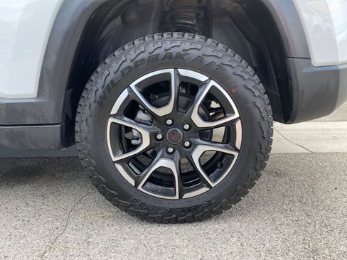 Used 2025 Jeep Compass Trailhawk image 30