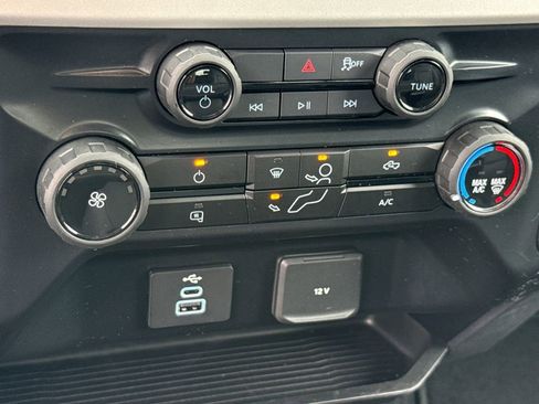 Used 2025 Ford F250 XLT w/ Tremor Off-Road Package image 21