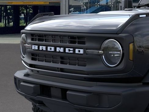 New 2026 Ford Bronco 2-Door AWD/4WD image 19