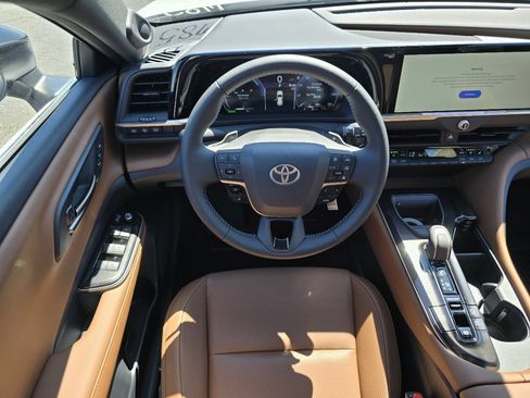 New 2026 Toyota Crown Signia AWD/4WD image 26