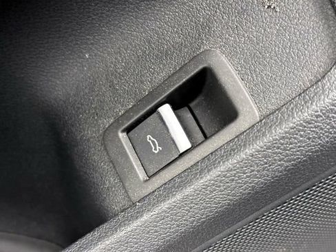 Used 2023 Audi A5 2.0T Premium w/ Convenience Package AWD/4WD image 19