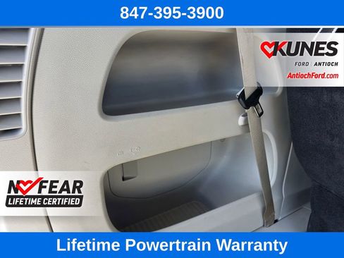 Used 2024 Chrysler Pacifica Touring-L image 28