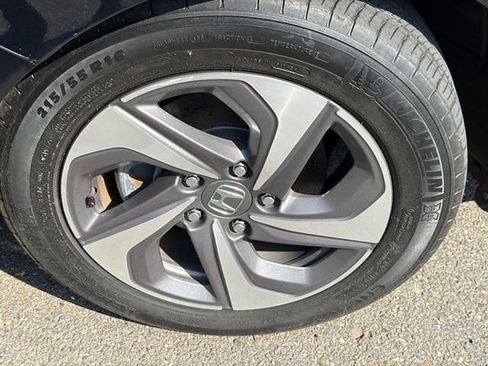 Used 2019 Honda Insight EX image 9