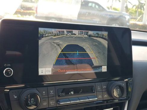 Used 2024 Toyota Grand Highlander XLE image 25