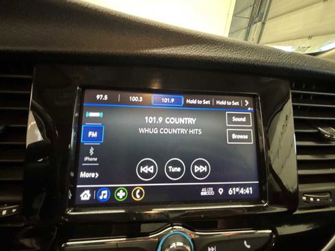 Used 2022 Buick Encore Preferred w/ Safety Package AWD/4WD image 12