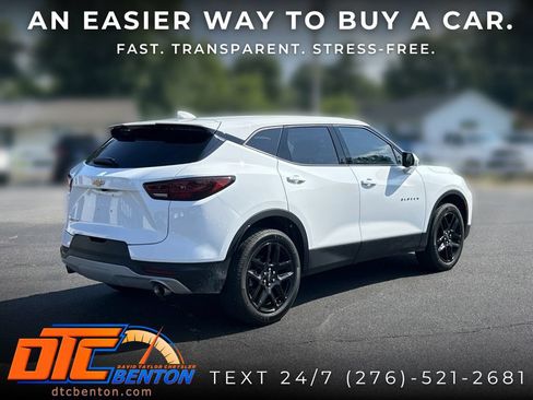 Used 2023 Chevrolet Blazer LT FWD image 3