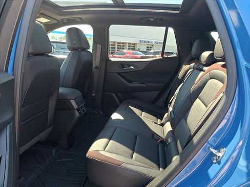 Used 2025 Chevrolet Equinox RS AWD/4WD image 11
