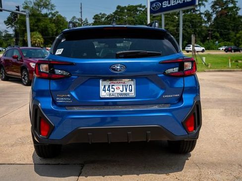 Certified 2025 Subaru Crosstrek 2.5i Premium AWD/4WD image 5