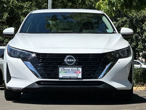 Used 2024 Nissan Sentra SV FWD image 10