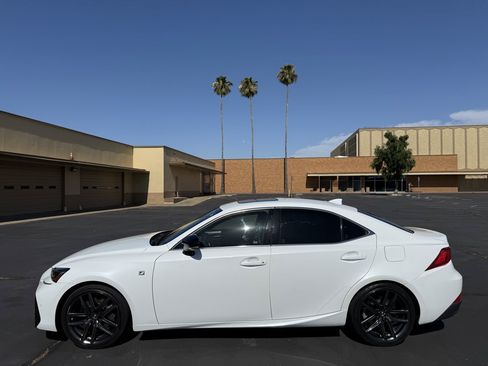 Used 2019 Lexus IS 300 w/ Navigation Package RWD image 4