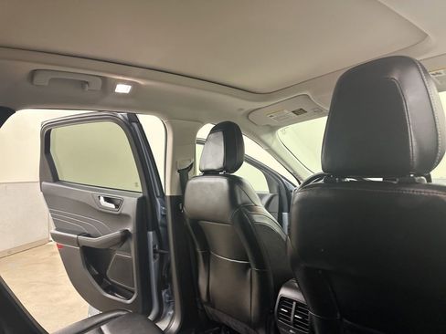 Used 2022 Ford Escape SEL image 22