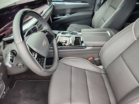 New 2026 Cadillac Escalade Sport w/ Touring Package AWD/4WD image 9