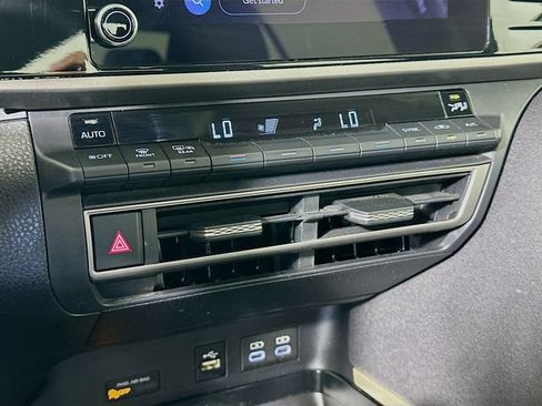 Certified 2025 Toyota Camry LE FWD image 18