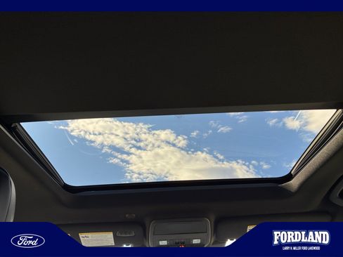 Used 2025 Ford Explorer ST w/ Sun And Sound Package AWD/4WD image 33