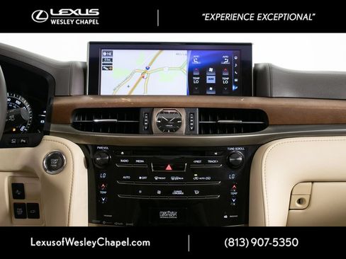 Used 2016 Lexus LX 570 4WD w/ Luxury Package image 32