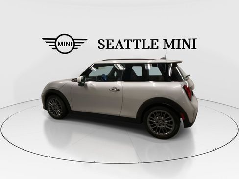 Used 2026 MINI Cooper S FWD image 8