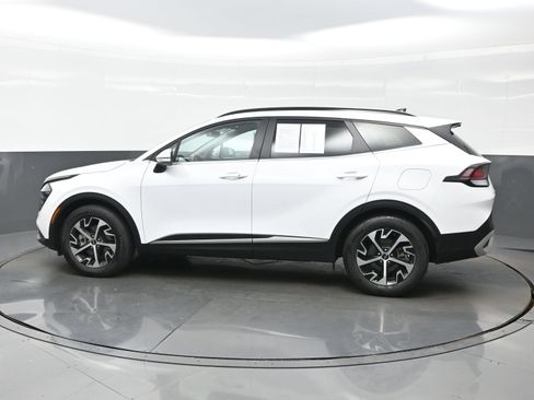 Used 2025 Kia Sportage EX w/ Premium Package FWD image 4