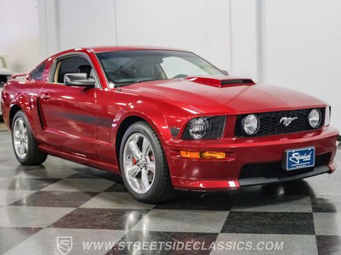 Used 2007 Ford Mustang GT image 16