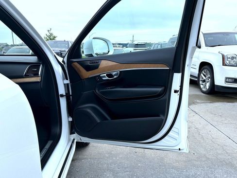 Used 2019 Volvo XC90 T6 Inscription w/ Advanced Package AWD/4WD image 16