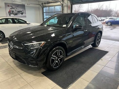Used 2023 Mercedes-Benz GLC 300 4MATIC image 16