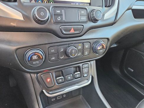 Used 2019 GMC Terrain SLT w/ Preferred Package image 23