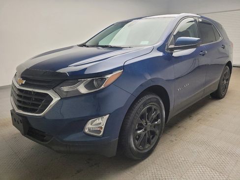 Used 2020 Chevrolet Equinox LT w/ Driver Convenience Package FWD image 2