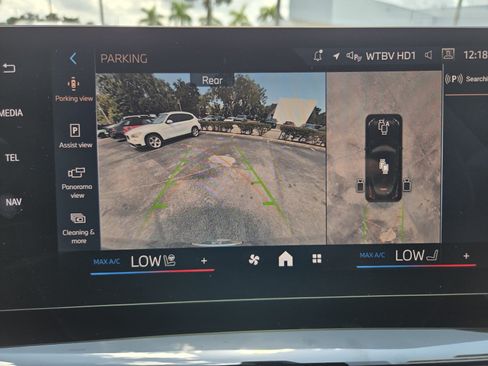New 2026 BMW X2 xDrive28i w/ Technology Package AWD/4WD image 23