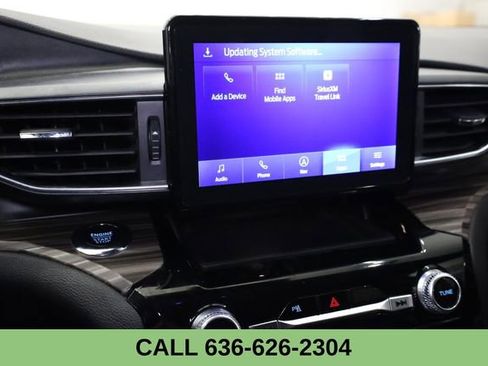 Used 2023 Ford Explorer Limited image 19