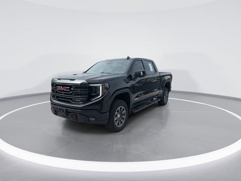 Used 2024 GMC Sierra 1500 AT4 w/ AT4 Preferred Package image 5