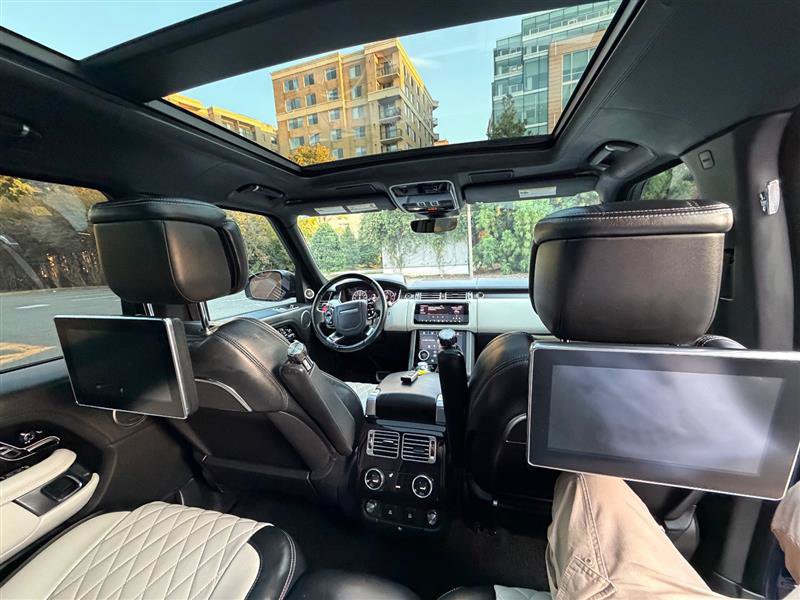 Used 2019 Land Rover Range Rover SV Autobiography Dynamic AWD/4WD image 36