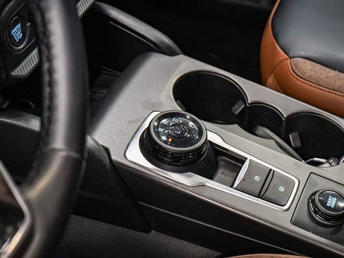 Used 2025 Ford Bronco Sport Outer Banks AWD/4WD image 19
