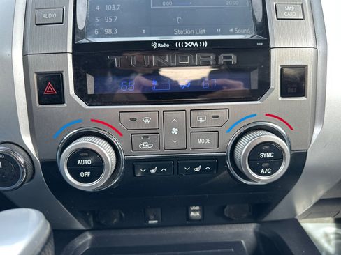 Used 2017 Toyota Tundra Limited w/ Limited Premium Package image 25