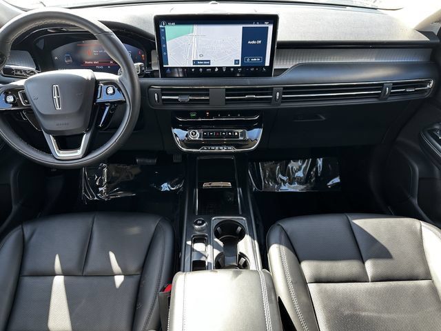 Certified 2023 Lincoln Corsair AWD w/ Equipment Group 101A image 15