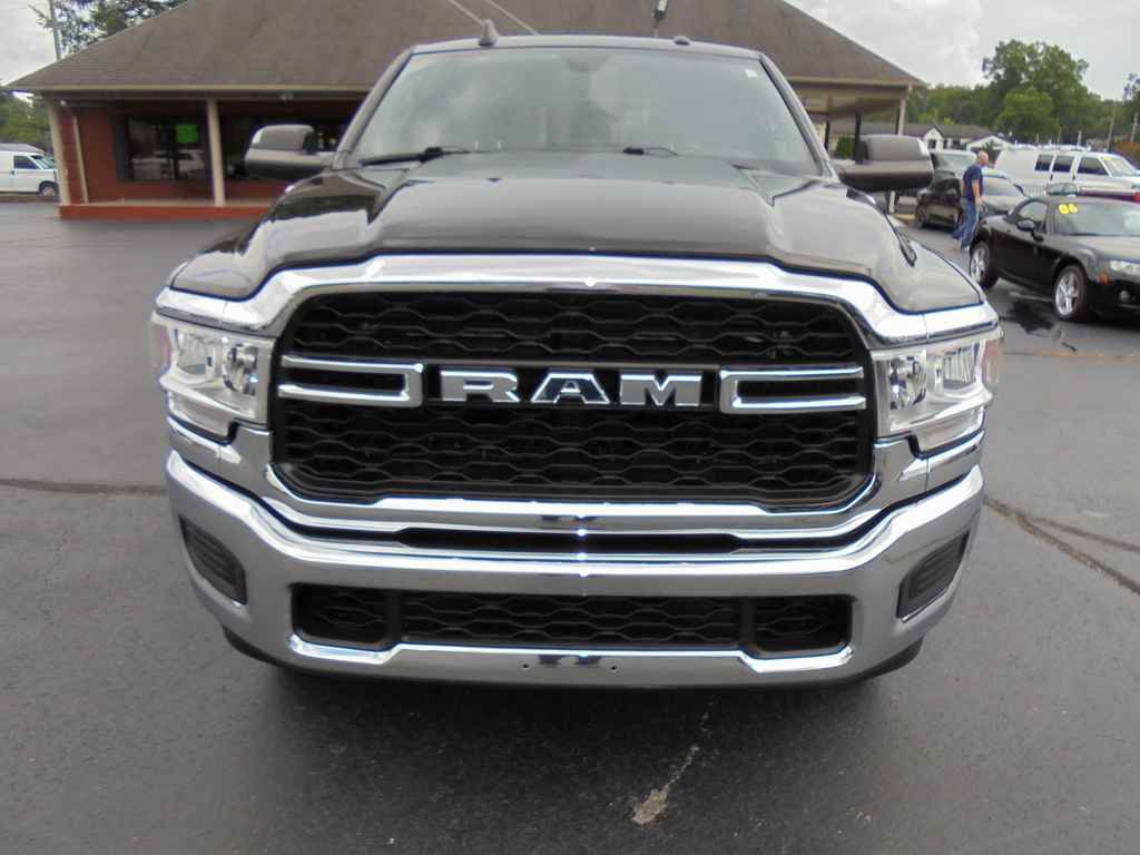 Used 2022 RAM 2500 Tradesman AWD/4WD image 3