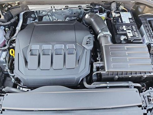 Used 2024 Audi Q3 2.0T Premium Plus image 23