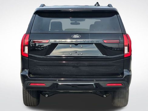 New 2025 Ford Expedition Max Platinum w/ Stealth Performance Package image 26