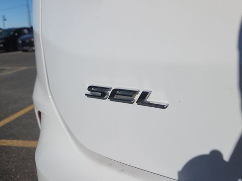 Used 2023 Ford Edge SEL image 16