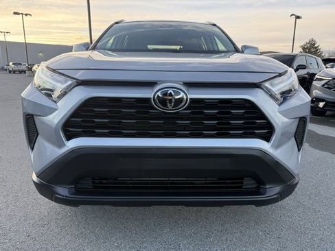 Used 2025 Toyota RAV4 XLE image 9