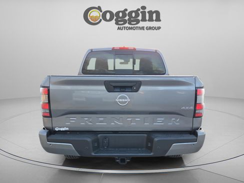 New 2026 Nissan Frontier SV image 5