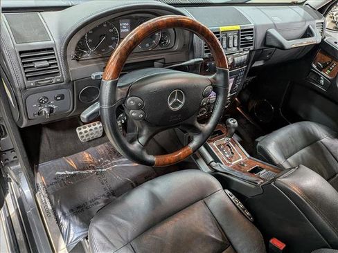 Used 2011 Mercedes-Benz G 550 image 10