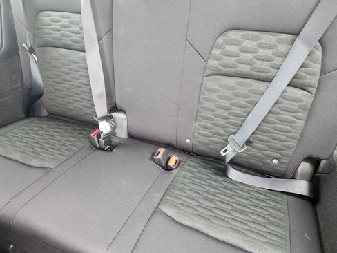 Used 2025 Nissan Pathfinder SV AWD/4WD image 35