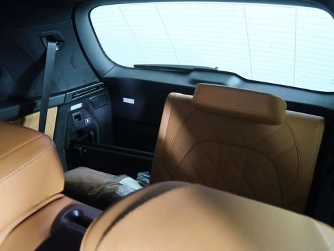 New 2026 BMW X7 M60i AWD/4WD image 17