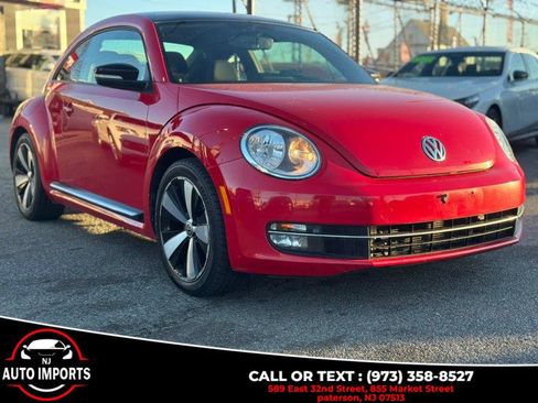 Used 2013 Volkswagen Beetle 2.0T image 3