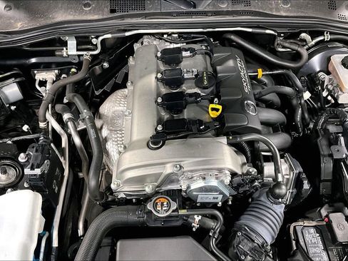 Used 2018 MAZDA MX-5 Miata Grand Touring image 36