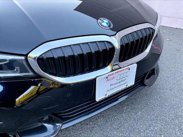 Used 2021 BMW 330i xDrive Sedan w/ Convenience Package AWD/4WD image 30