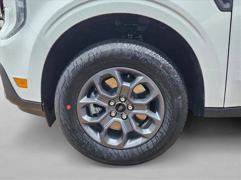 New 2026 Ford Maverick XLT image 10