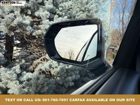 Used 2025 Chevrolet Tahoe Z71 image 23